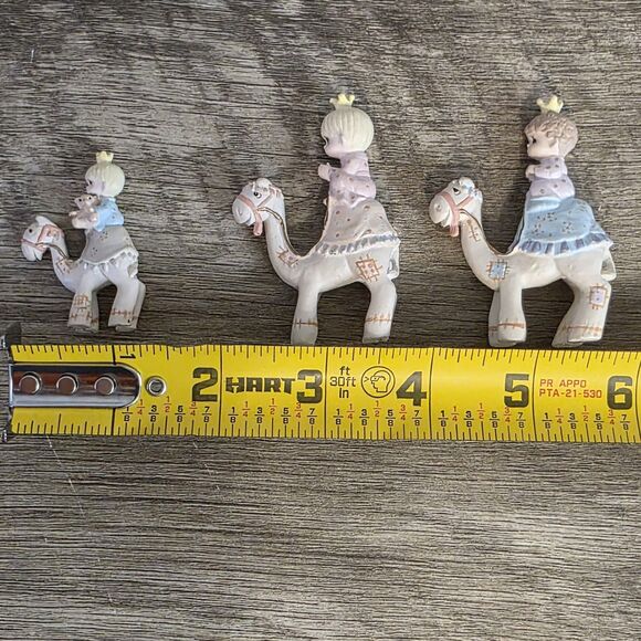 VTG Enesco Precious Moments “They Followed The Star” Miniature Pewter Magi 1990 - Picture 16 of 16